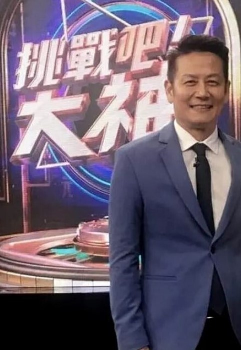 完整热瓜广州HM试衣间黑炮事件寂寞少妇和黑人小哥商城偷情表情好淫颜射吃精 - 剧OK